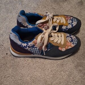 Inkkas Floral Patterned Women's Sneakers